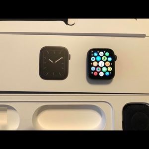 Apple Watch 5 series